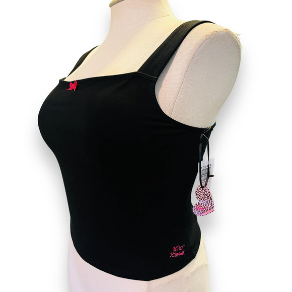 New Torrid 4 (4X 26) Betsey Johnson Black/Pink Detail‎ Foxy Cropped Tank Top - Picture 3 of 4